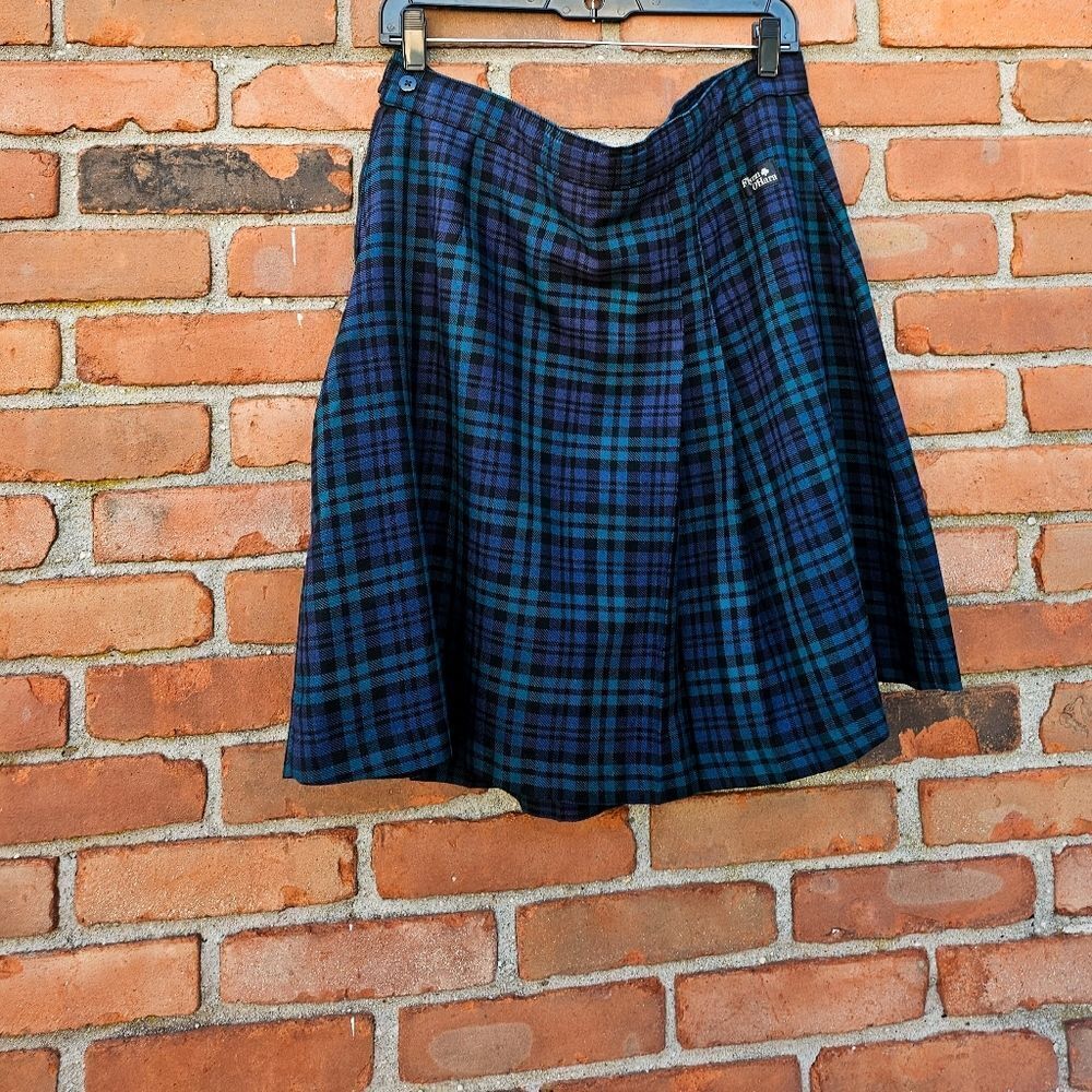 New Flynn O'Hara Green Multicolored Plaid Academia Skirt.